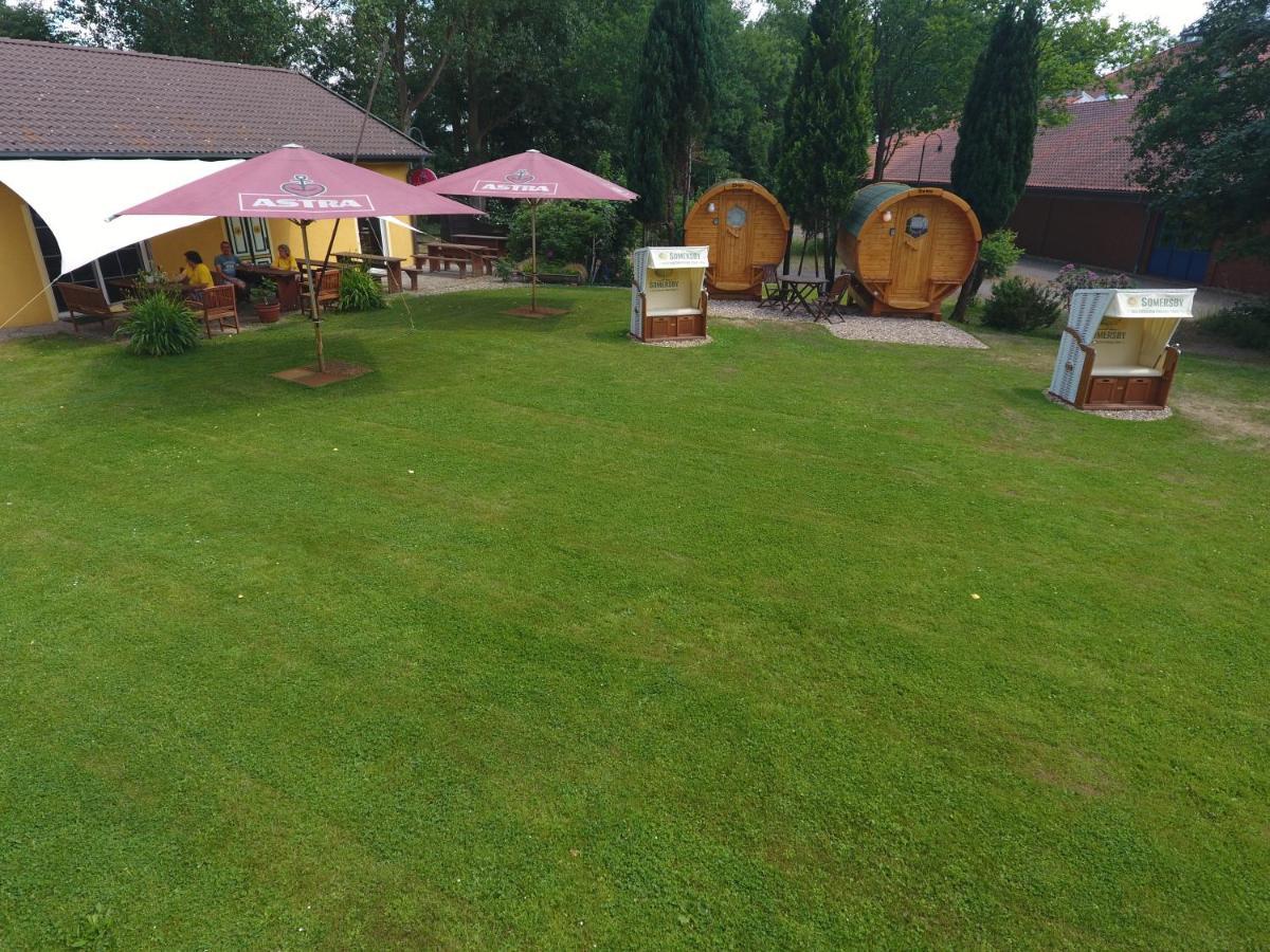 Barrel -Schlafen Im Fass Hotel Gorleben Bagian luar foto